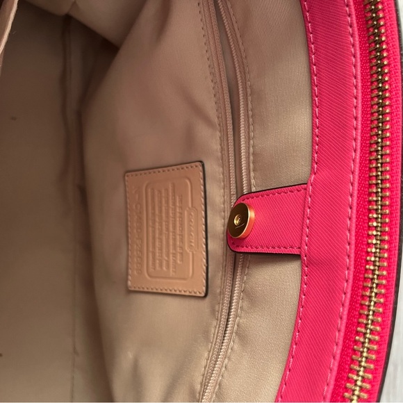 Coach Pink and Gold Shoulder Bag with Detachable Strap - Picture 4 of 13